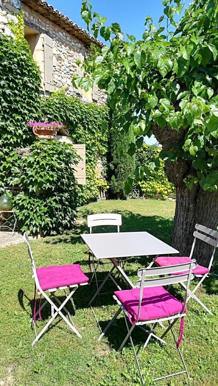 Mas Du Moutet Bed and Breakfast La Capelle-et-Masmolene Buitenkant foto